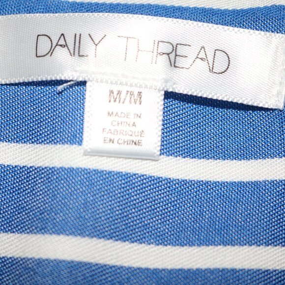 Daily Thread blue stripe longsleeve ladies button down medium 100% rayon - Picture 8 of 8